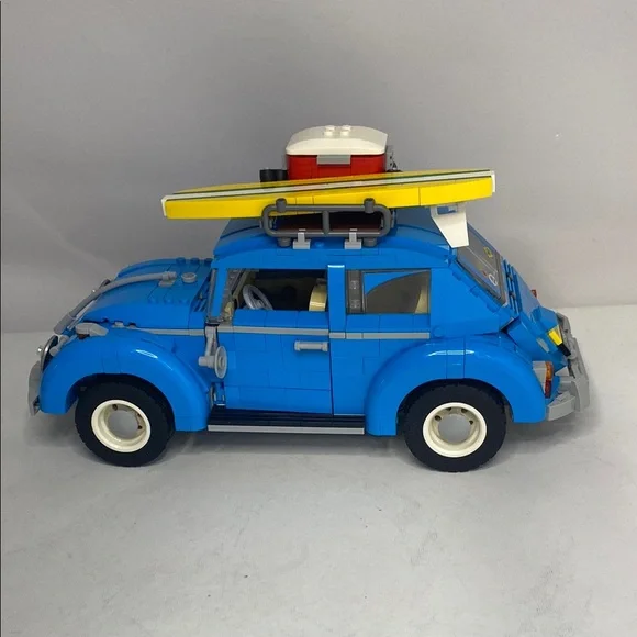 Lego Blue and Yellow Building Set with Surfboard - Picture 6 of 7